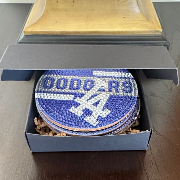 ⚾ Handcrafted LA Dodgers Diamond Art Coasters - Set of 4 - Picture 5 of 6